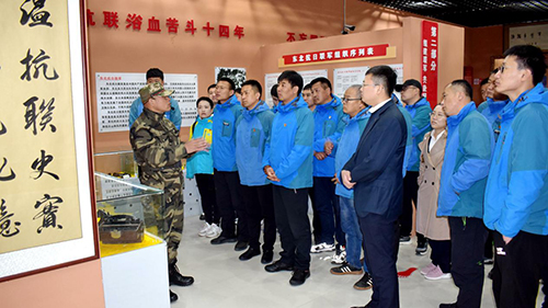 公司北景區(qū)運(yùn)營黨支部“奮斗百年路 啟航新征程--學(xué)黨史、悟思想、辦實(shí)事、開新局”寒蔥嶺密營遺址愛國主義教育實(shí)地考察主題黨日活動(dòng)